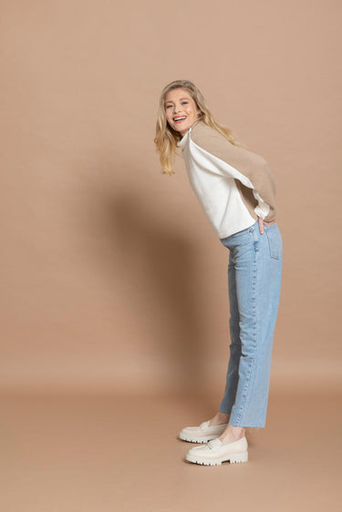 Knipmode 2412-18 sweater