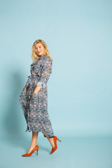 Knipmode 2002-20 trenchcoat/jurk