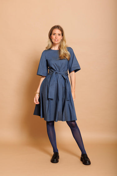 Knipmode 2401-18 jurk