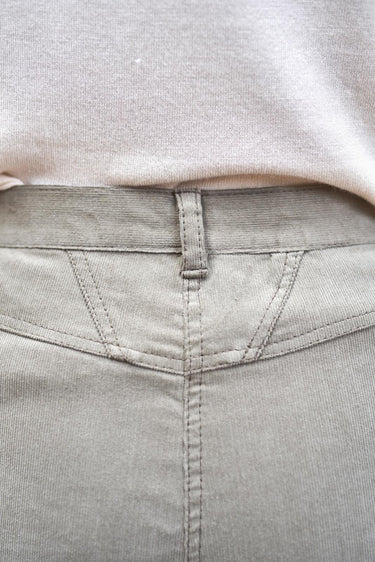 Knipmode 2402-10 broek